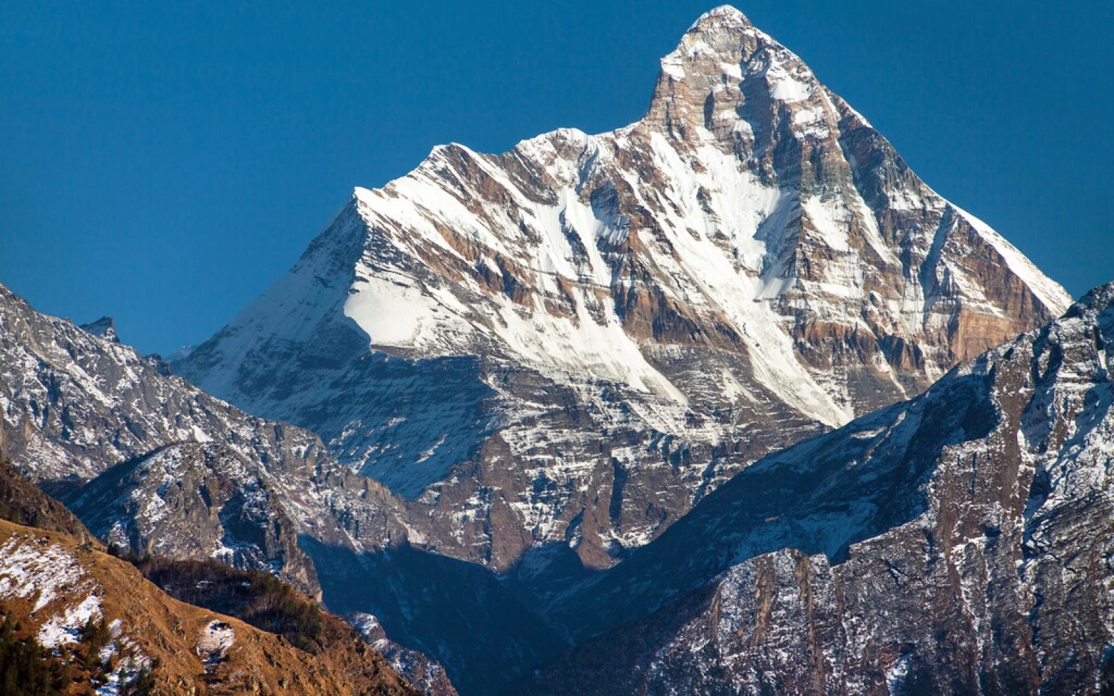 Nanda-Devi-National-Park-India-peak-1